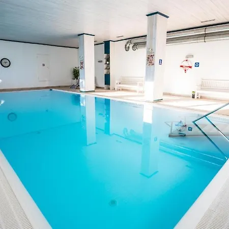 App Harmonie Mit Hallenbad Und Sauna By Monicare *